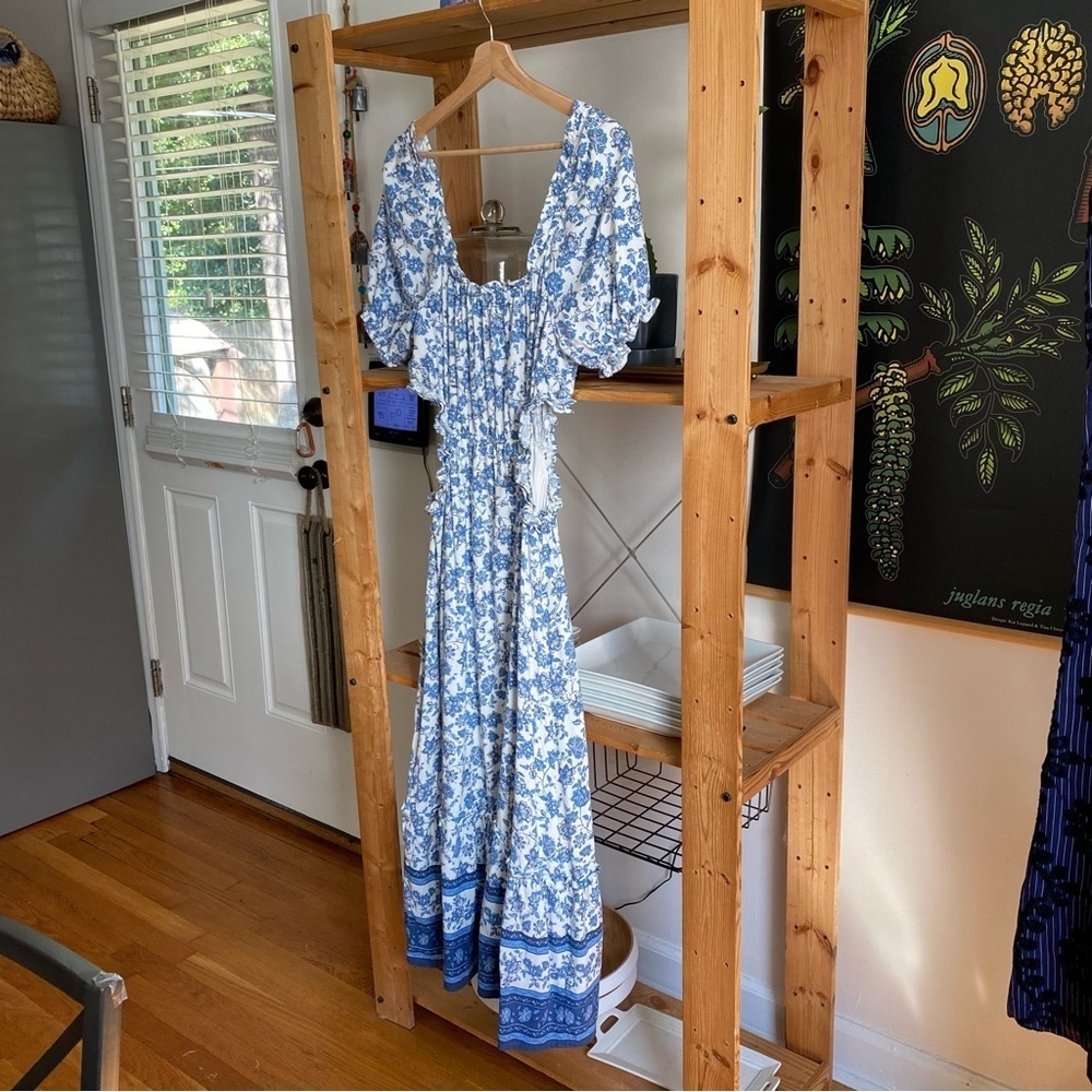 By The River Blue White Porcelain Floral Print Linen Blend Cut Out Midi Dress L - Picture 10 of 16
